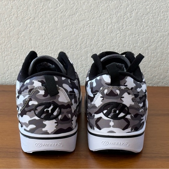 Brand new Heelys Pro 20 in original packaging (size 9) - Picture 7 of 7